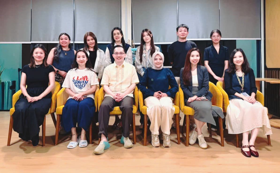Prof. Hiram Ting Research Team